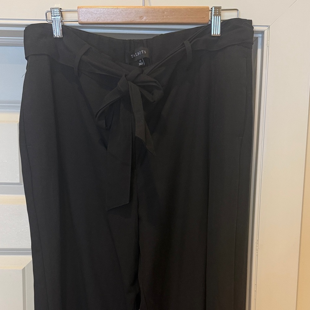Talbots size 14  Black Tie-Waist Wide Leg Crop Pants